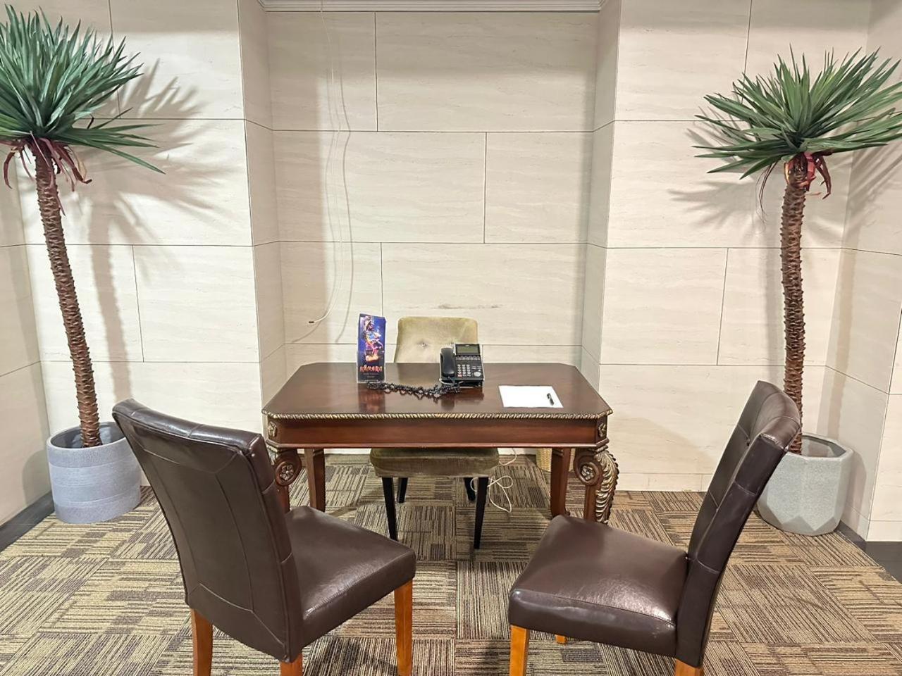 Royal Orchid Hotel Guam Tamuning Esterno foto